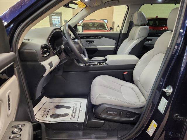 2025 Honda Pilot Touring - Photo 11