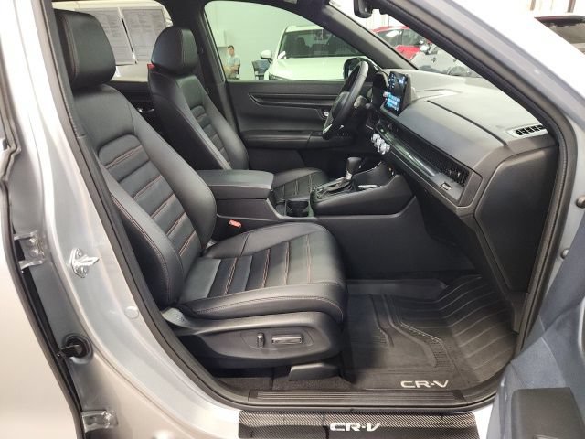 2025 Honda CR-V Sport-L - Photo 31