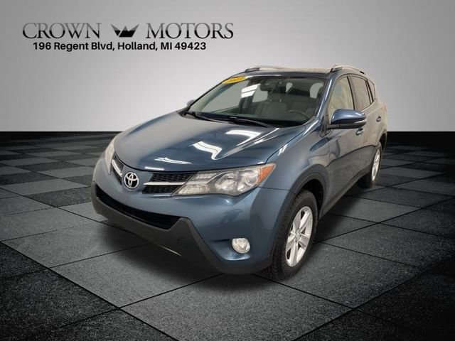 2013 Toyota RAV4 XLE photo 3
