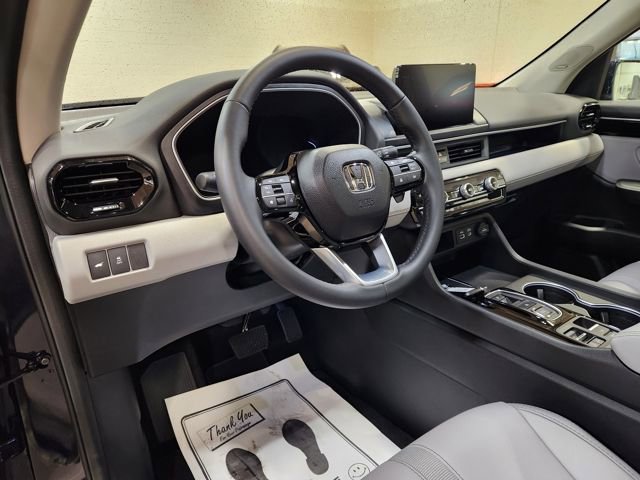2025 Honda Pilot Touring - Photo 12