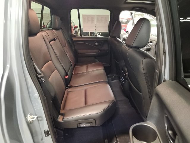 2025 Honda Ridgeline Black Edition - Photo 31