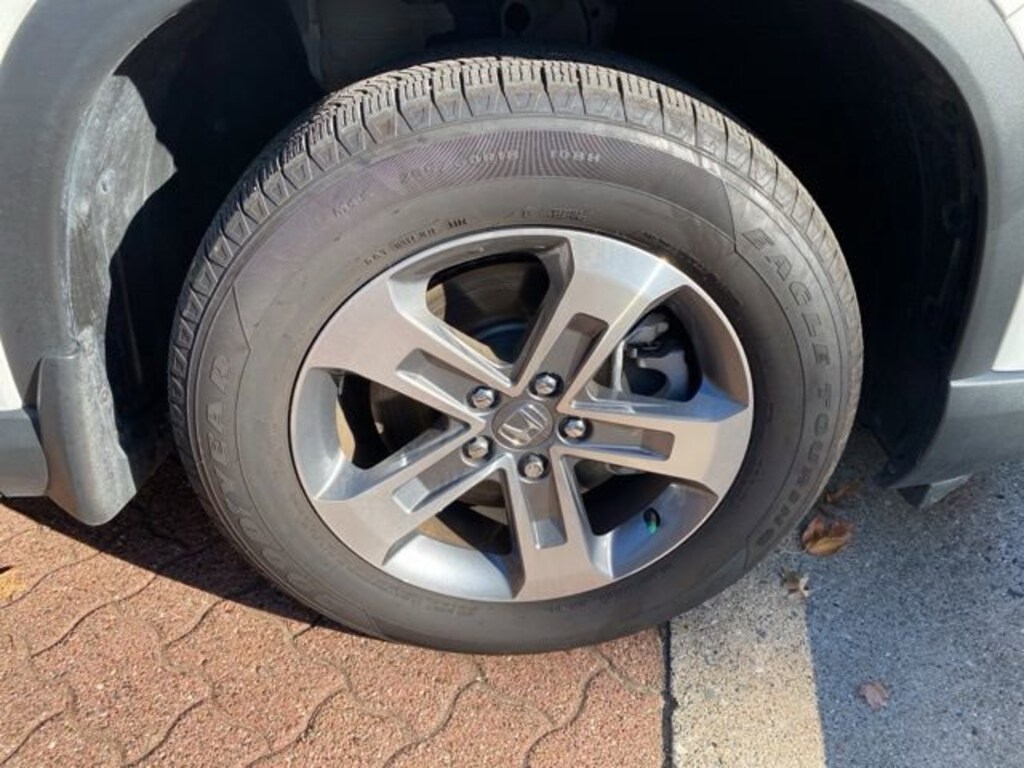 Used 2025 Honda Pilot EX-L SUV