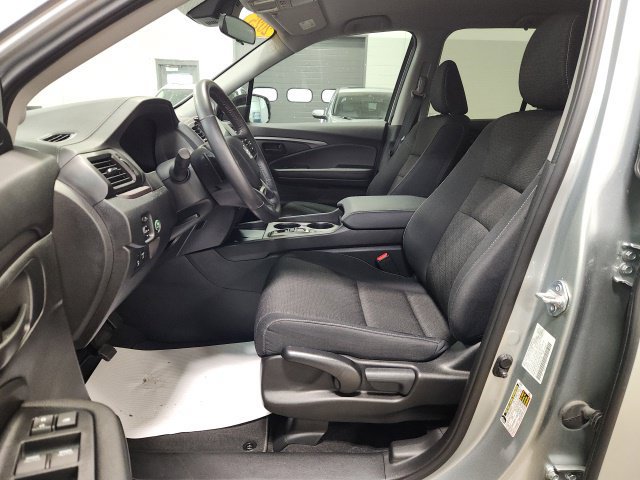 2025 Honda Ridgeline Sport - Photo 11