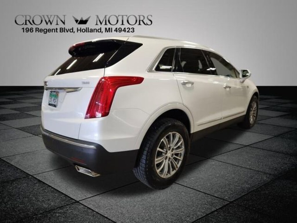 Used 2017 CADILLAC XT5 Luxury AWD SUV