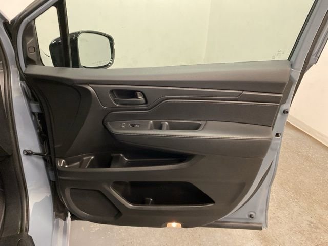 2025 Honda Odyssey Sport L - Photo 27