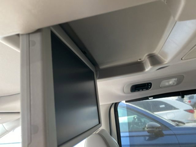 2024 Honda Odyssey Touring photo 3