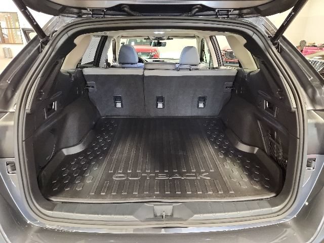 2025 Subaru Outback Limited - Photo 27