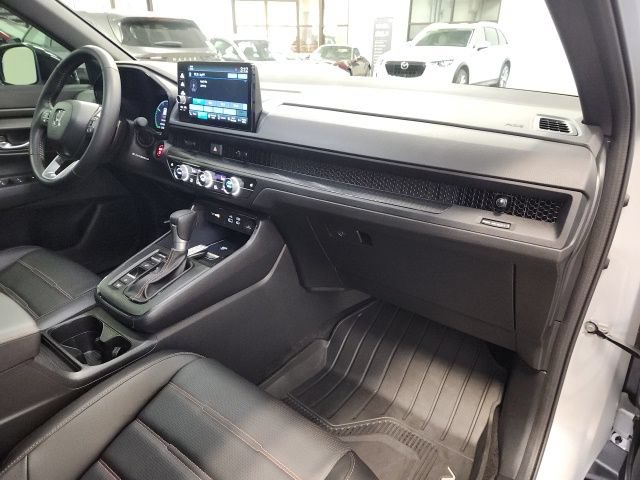 2025 Honda CR-V Sport-L - Photo 33