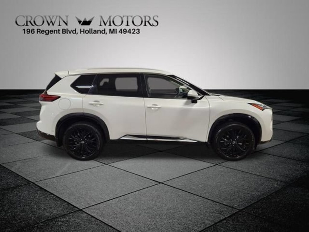 Used 2024 Nissan Rogue Platinum SUV