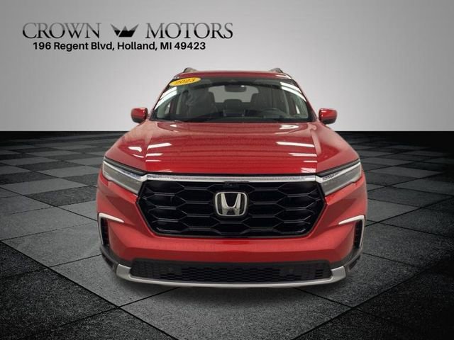 2023 Honda Pilot Elite photo 2