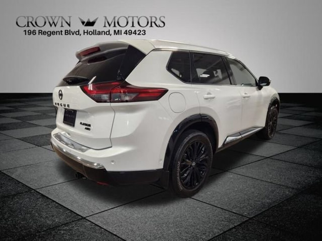 Used 2024 Nissan Rogue Platinum SUV