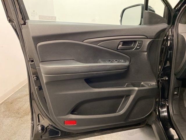 2023 Honda Passport EX-L - Photo 16