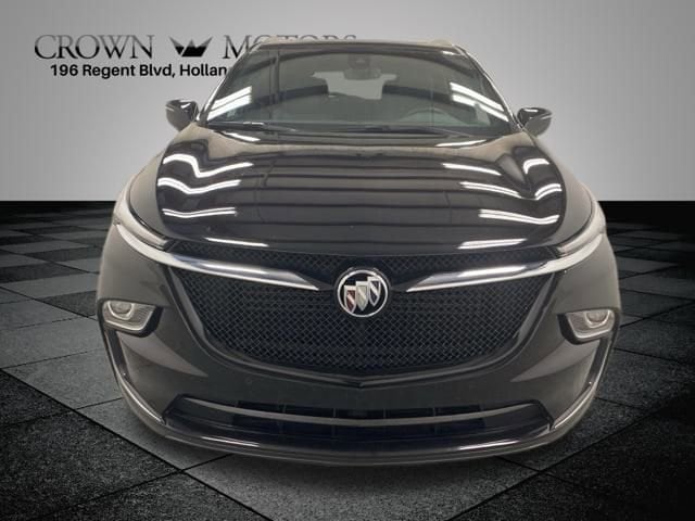 2023 Buick Enclave Essence photo 2