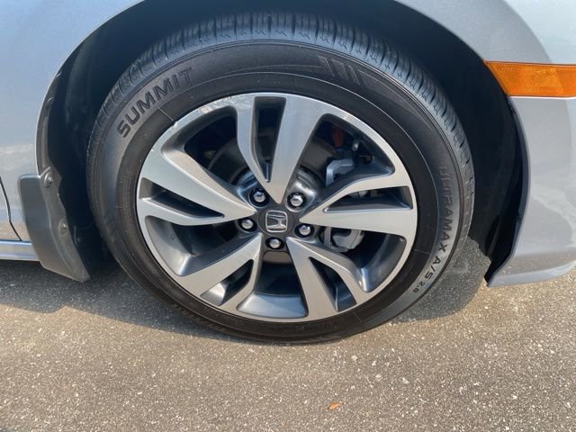 2024 Honda Odyssey Touring photo 4