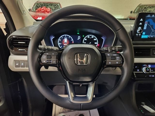 2025 Honda Pilot Touring - Photo 19