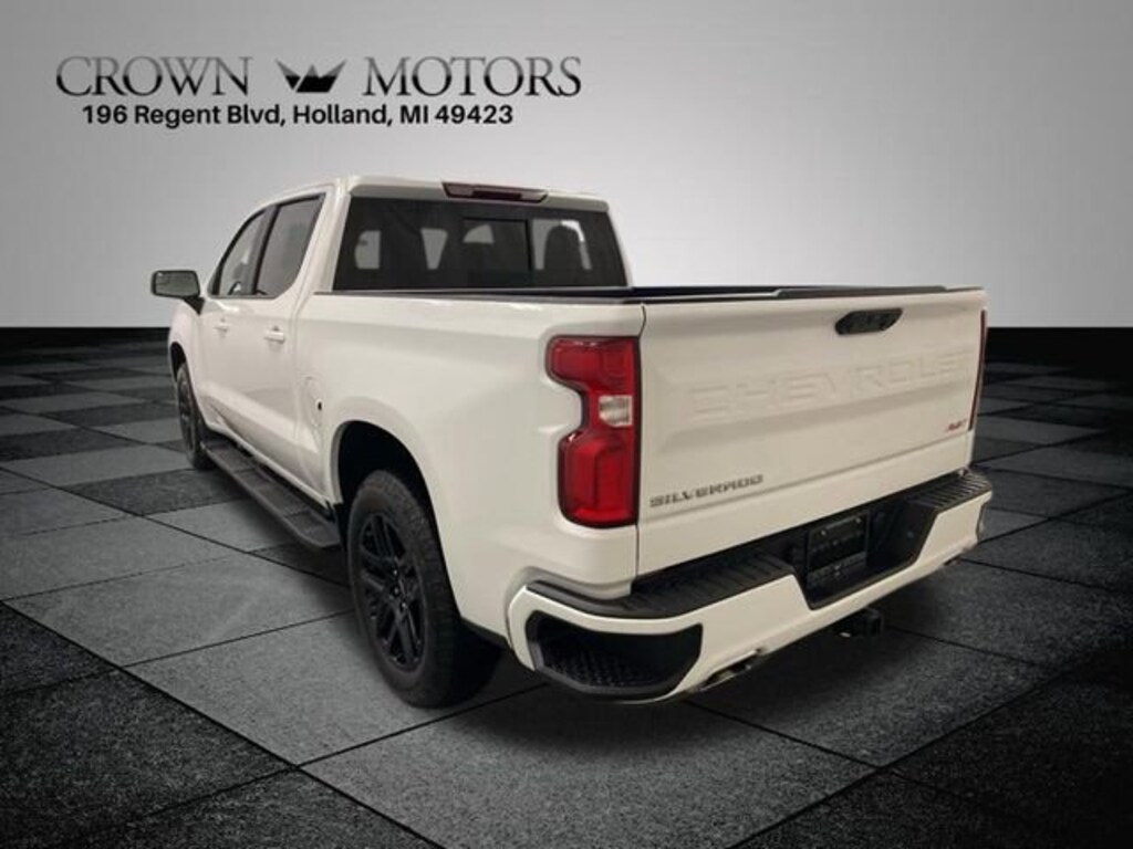 Used 2024 Chevrolet Silverado 1500 RST Truck Crew Cab