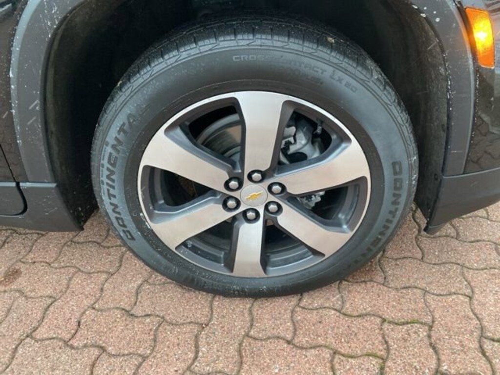 Certified 2023 Chevrolet Traverse LT Leather SUV