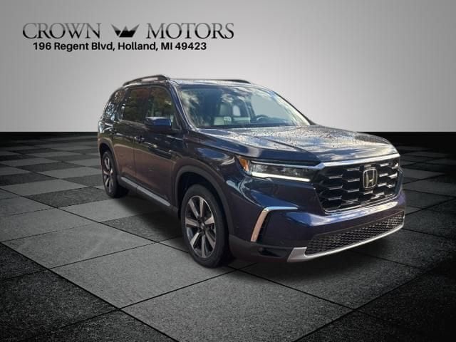 2025 Honda Pilot Touring's photo