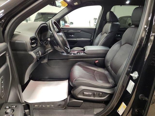 2025 Honda Pilot Black Edition - Photo 11