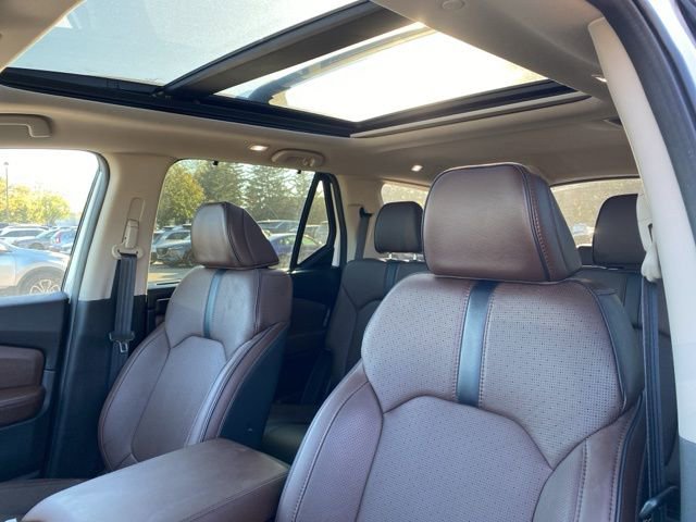 2023 Honda Pilot Elite photo 2