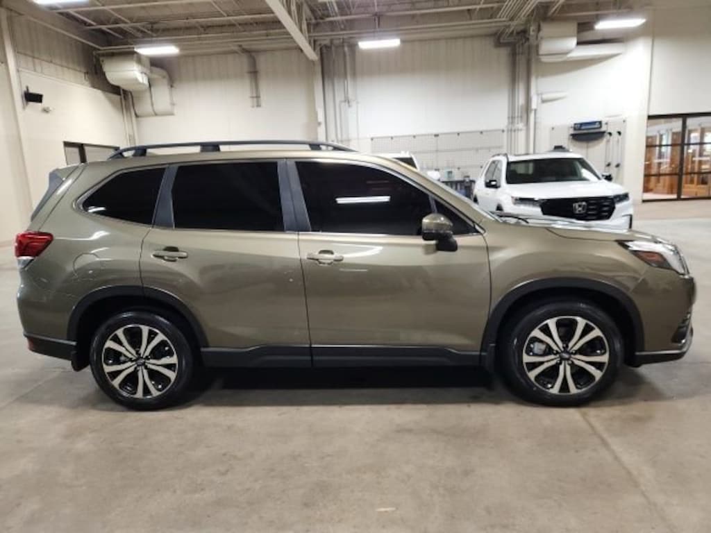 Used 2023 Subaru Forester Limited SUV