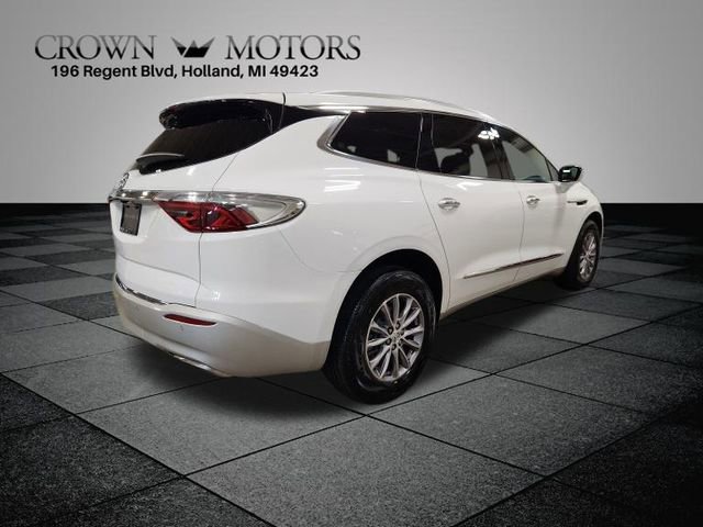 2023 Buick Enclave Essence photo 3