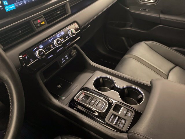 2025 Honda Pilot Touring - Photo 13