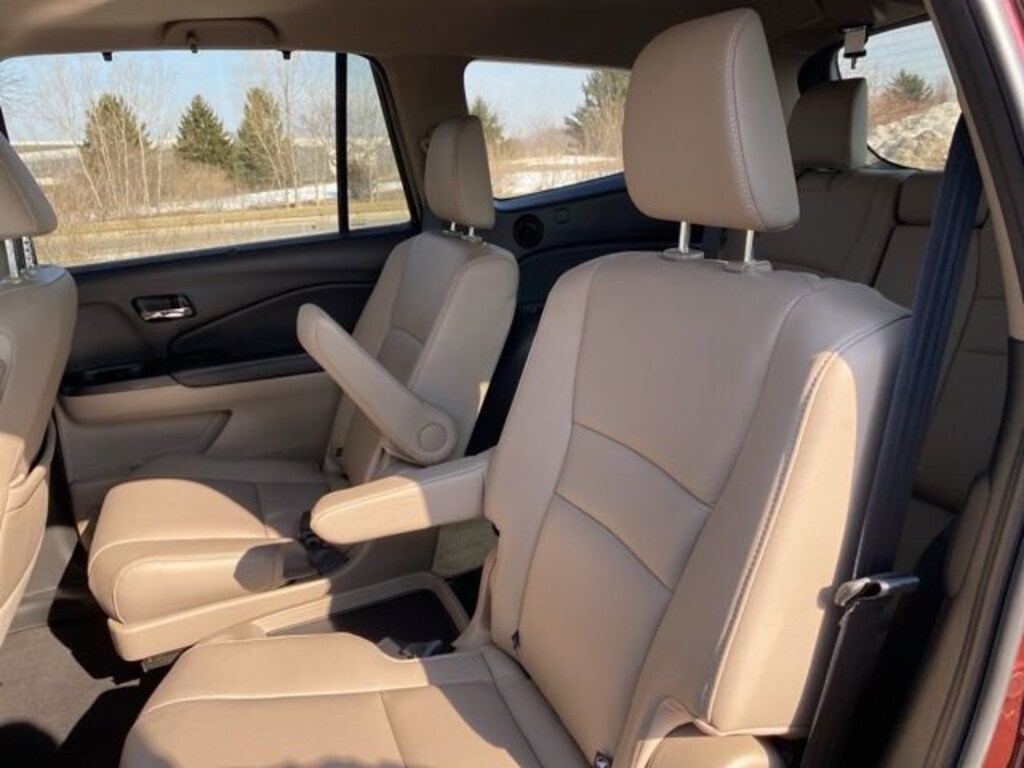 Used 2022 Honda Pilot Touring 7-Passenger SUV