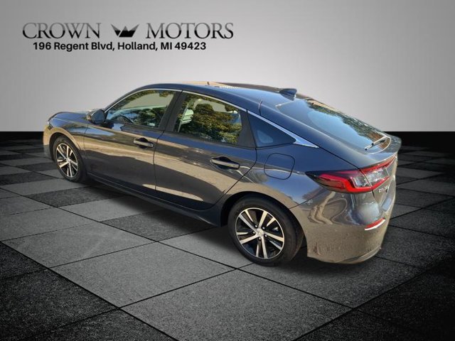 Used 2024 Honda Civic LX Hatchback