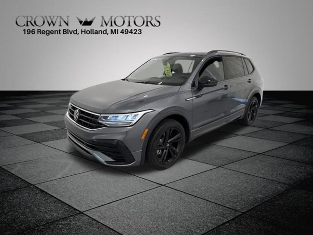 Used 2024 Volkswagen Tiguan SE R-Line Black SUV