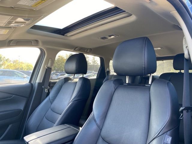 2023 Mazda CX-9 Touring photo 2