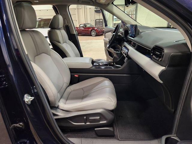 2025 Honda Pilot Touring - Photo 33
