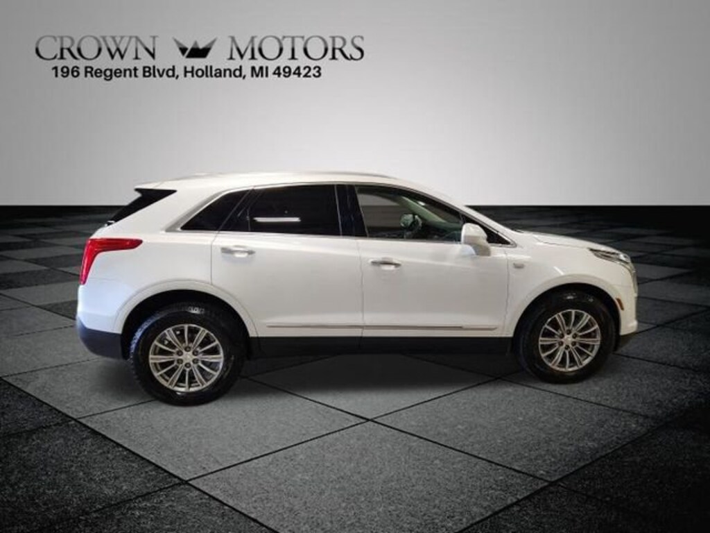 Used 2017 CADILLAC XT5 Luxury AWD SUV