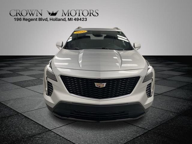 2020 Cadillac XT4 Sport photo 2
