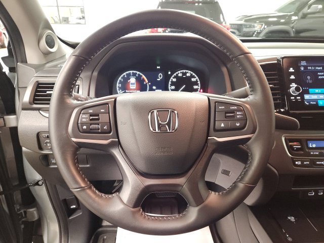 2025 Honda Ridgeline Sport - Photo 16