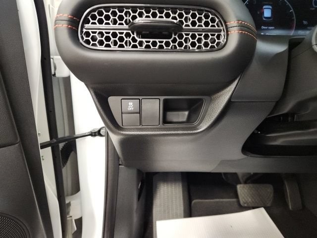 2025 Honda HR-V Sport - Photo 18