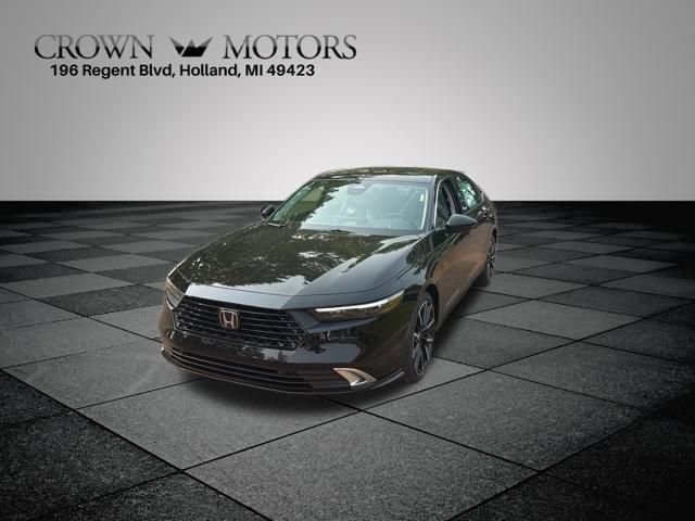 2025 Honda Accord Hybrid Touring photo 3