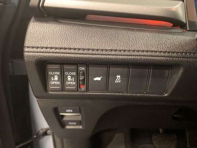 2025 Honda Odyssey Sport L - Photo 18