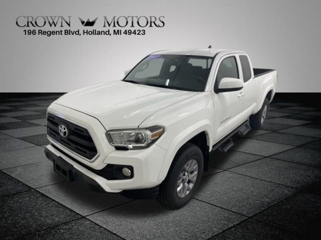 Used 2017 Toyota Tacoma SR5 Truck Access Cab