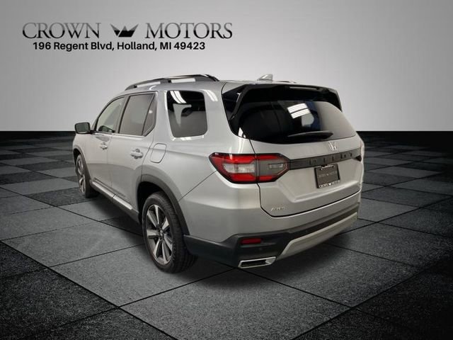 2023 Honda Pilot Touring photo 4