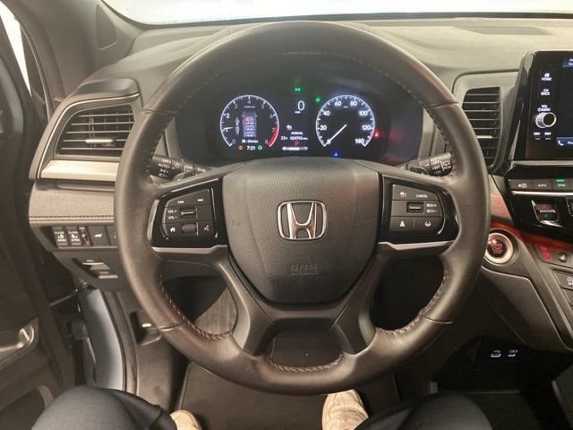2025 Honda Odyssey Sport L - Photo 17