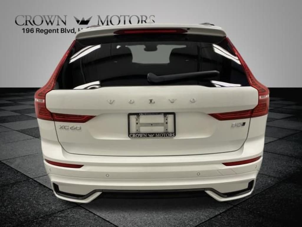 Used 2025 Volvo XC60 Core SUV