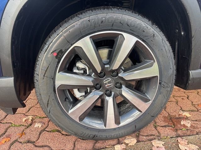 2025 Honda Pilot Touring photo 4