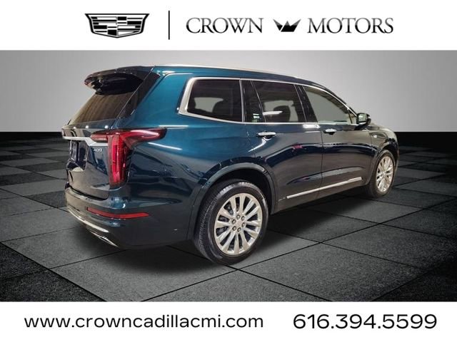 2024 Cadillac XT6 Premium Luxury photo 3