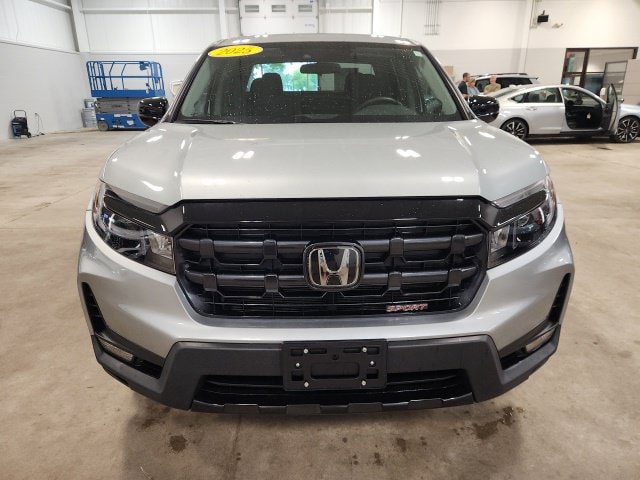 2025 Honda Ridgeline Sport - Photo 8