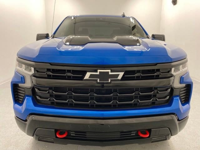 Used 2023 Chevrolet Silverado 1500 LT Trail Boss with VIN 3GCPDFEK6PG138468 for sale in Holland, MI