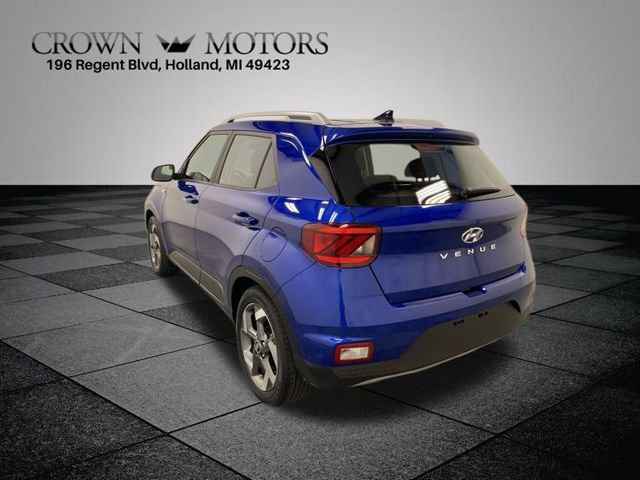 2022 Hyundai Venue SEL Limited photo 4