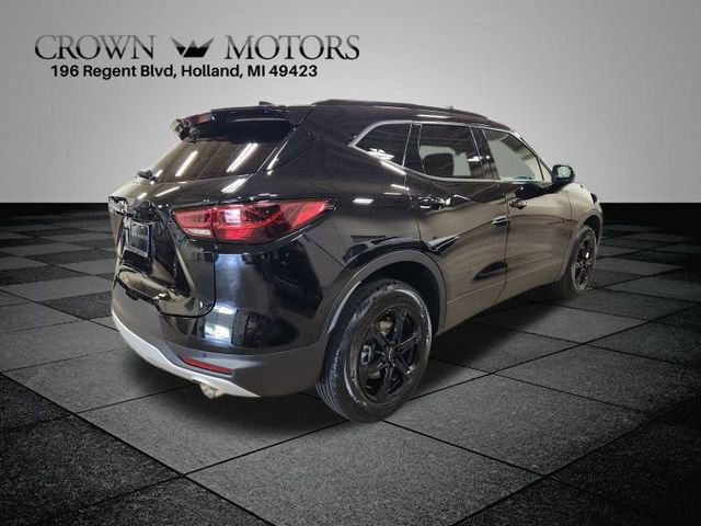 2024 Chevrolet Blazer 2LT photo 3