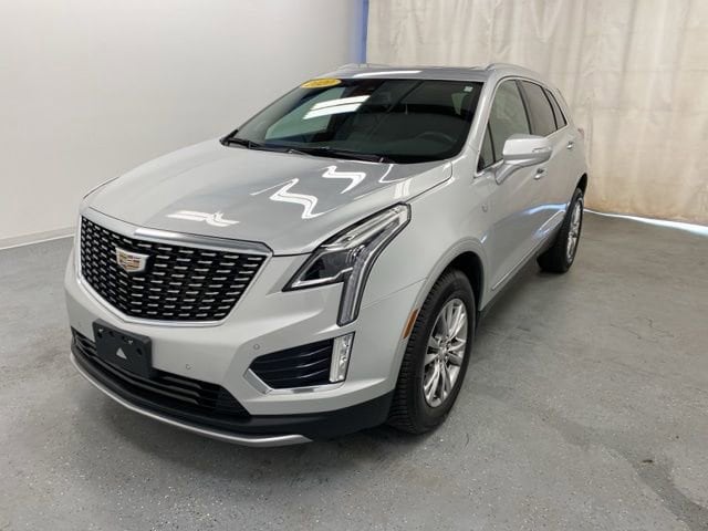 Used 2020 Cadillac XT5 Premium Luxury with VIN 1GYKNDRS8LZ117776 for sale in Holland, MI