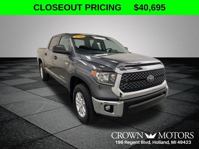 2020 Toyota Tundra SR5's photo